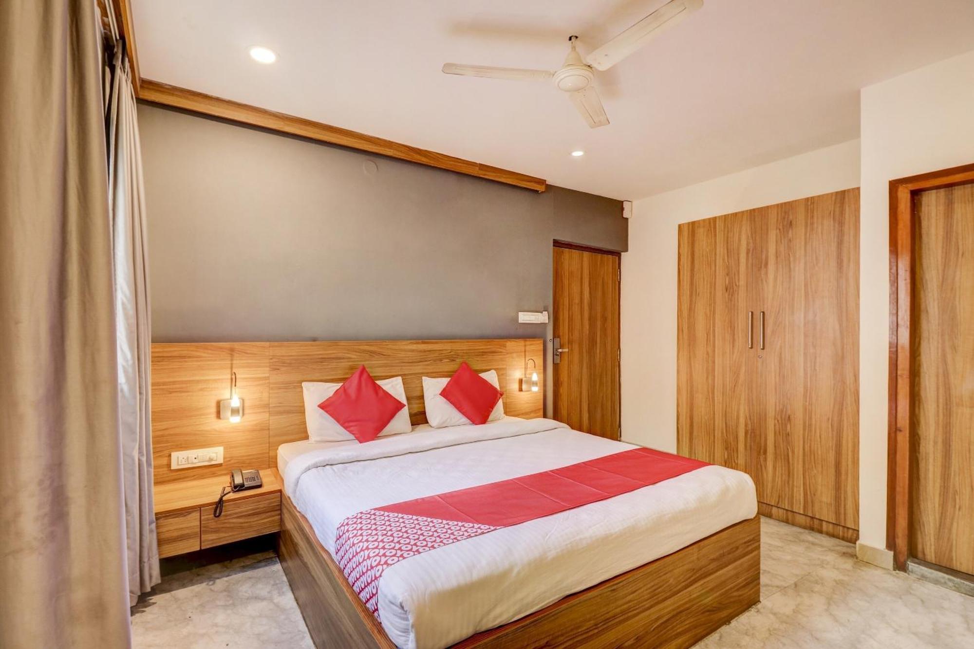 Oyo Flagship Nr Residency Near Nexus Mall Koramangala Bangalore Bagian luar foto